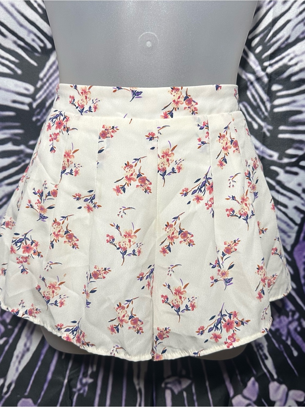 Forever 21 White Floral Pleated Skort with Pink and Navy Accents